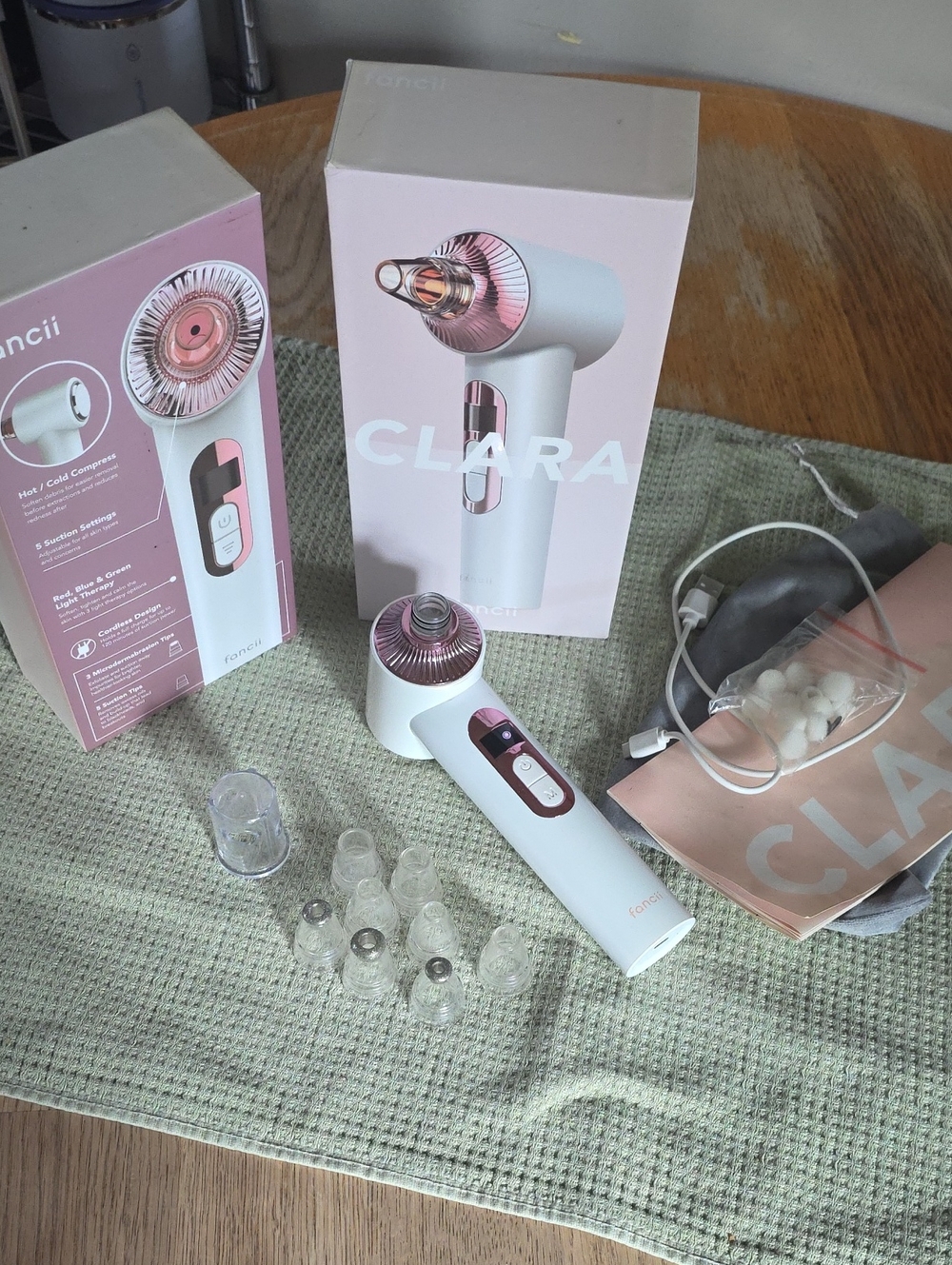 Clara Microdermabrasion Suction, Red Green Blue Light Cold Compress
